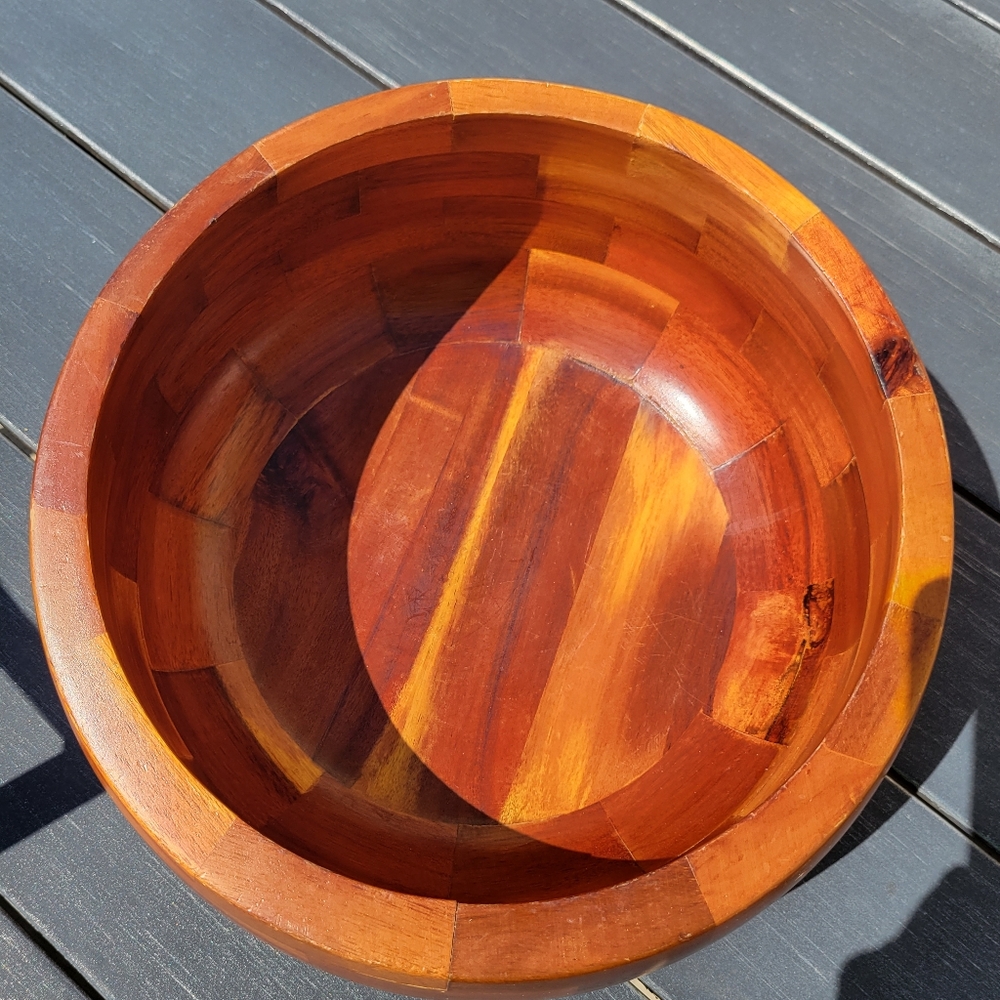 Large Wood Bowl ~ Michael Graves Design ~ Large Wooden Salad/Chip Bowl - Picture 2 of 16